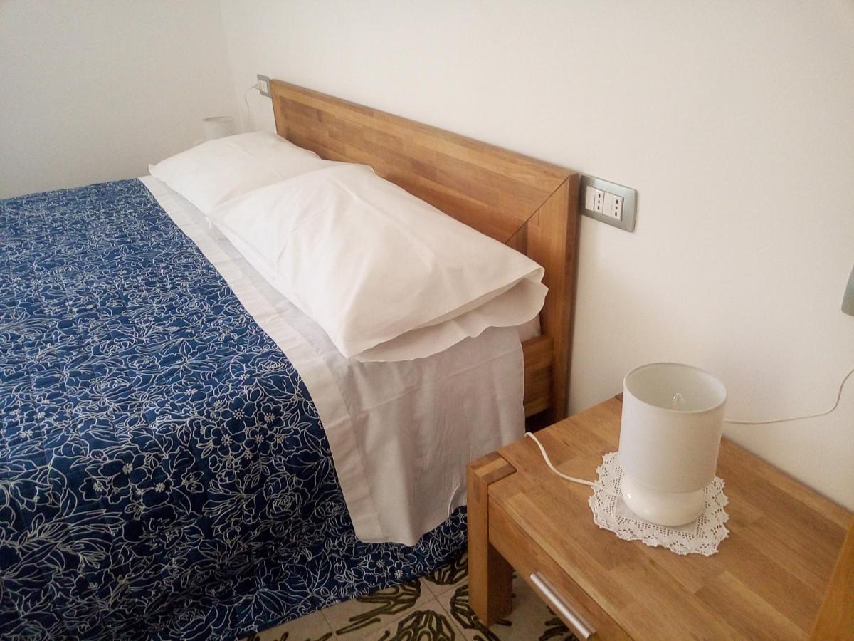 I Tre Scalini Bed and Breakfast Stintino Eksteriør billede