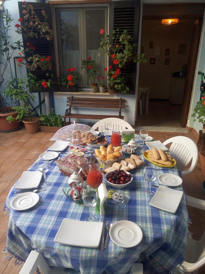 I Tre Scalini Bed and Breakfast Stintino Eksteriør billede